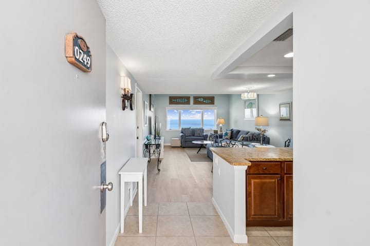 Sandcastles Oceanfront 1-bedroom Condo! - ジャクソンビル, FL