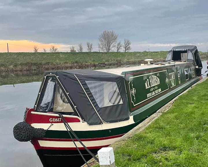 Mr Harrison - Narrow Boat - Suffolk