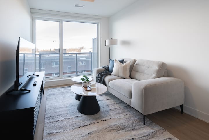 Carlton West Modern Living | Urban 1br - Ottawa