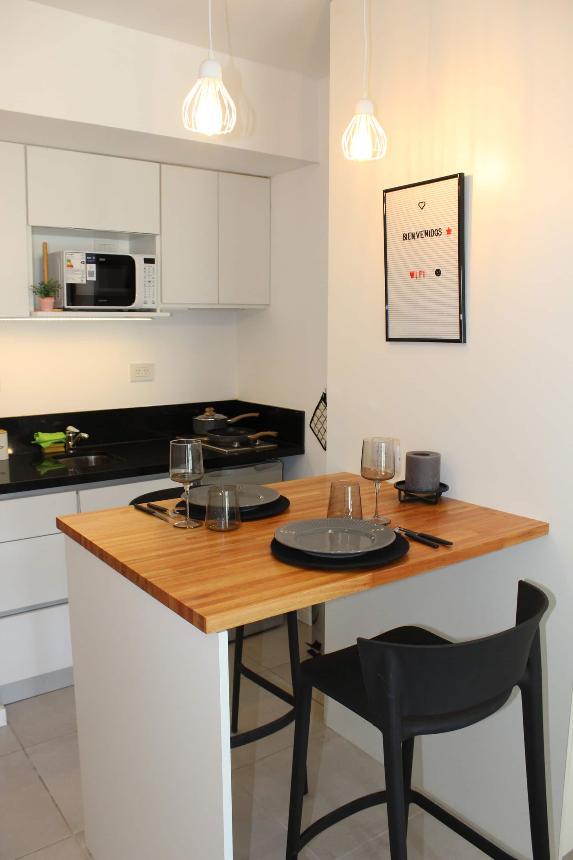 Studio apartment with balcony in Recoleta