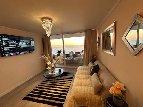 Successful Airbnb property: Private oceanfront apartment in Arica