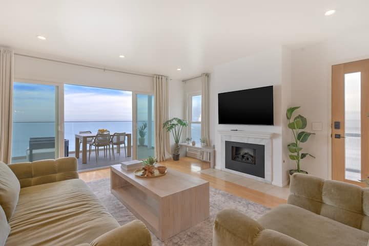Malibu Oceanfront Dream – Endless Views - Malibu, CA
