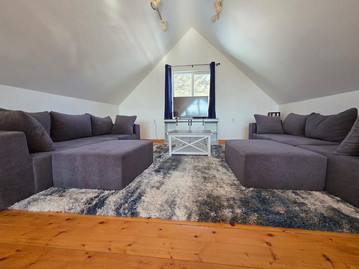 Ship's Ladder: Private/ Pet Friendly Homer Retreat - Homer, AK
