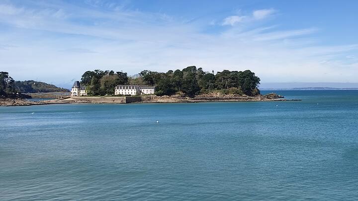 Fenêtre Sur Baie. - Douarnenez