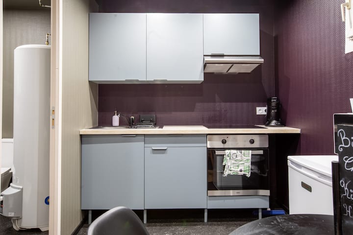 Doux Pavillon - Dark Floral - Jacuzzi - Mulhouse
