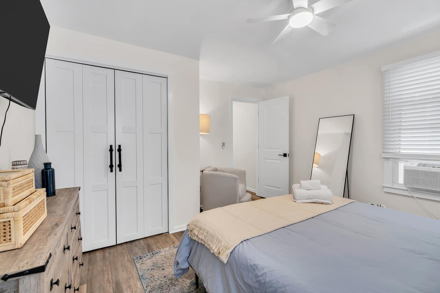 Settle into the master bedroom. The queen memory foam bed and tastefully designed room make it an easy spot to relax during your stay or grab a quick nap before going out to Asbury Park for dinner and drinks.