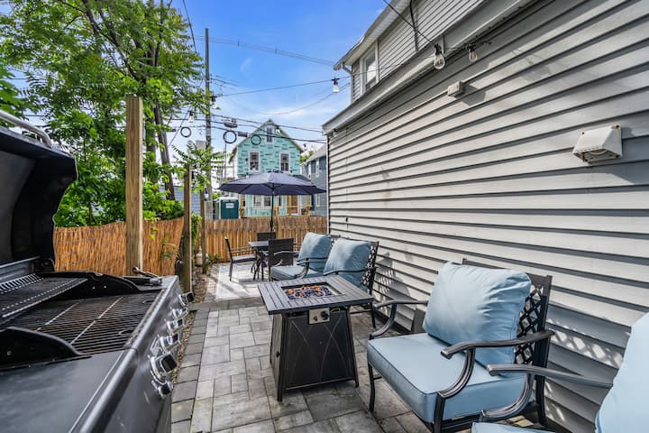 Gather around the gas fire pit with morning coffee or an afternoon drink. The generously cushioned chairs and the grill make this the spot you will keep coming back to.
