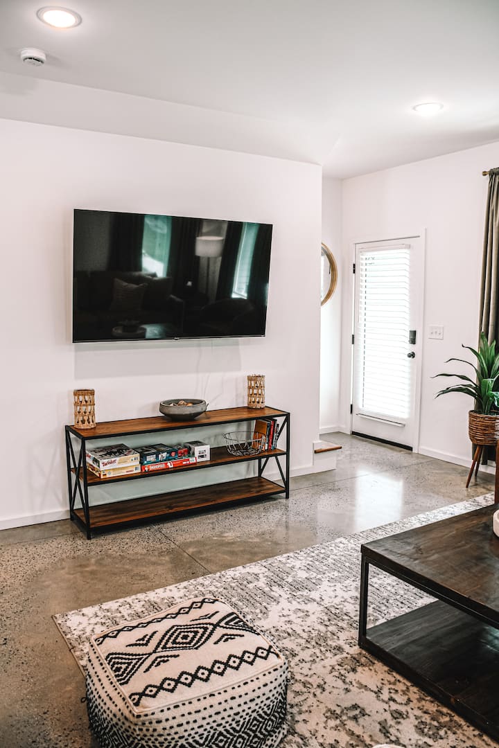 New-free Parkingx3- Near Ut/dtown & Ijams-walkable - Knoxville, TN