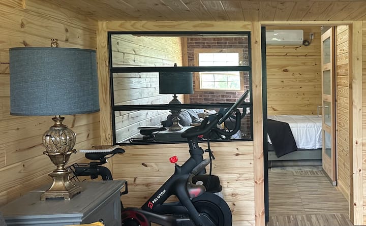 Off The Road Oasis/private Cozy Cabin Retreat - Lufkin, TX