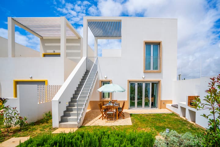 3 En-suite Bedroom Villa With Bbq Garden And Pool - Albufeira