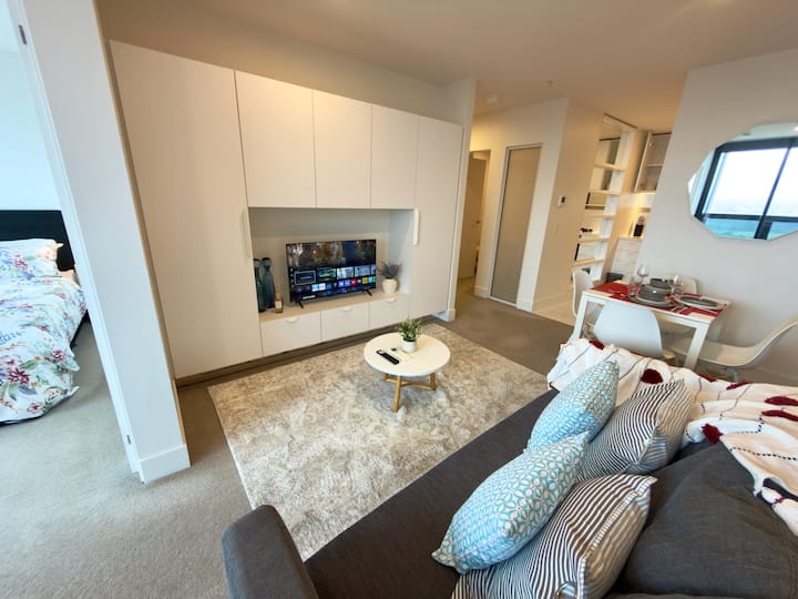 Modern 2br Melbourne Cbd Apt • Walk To Everything - Melbourne