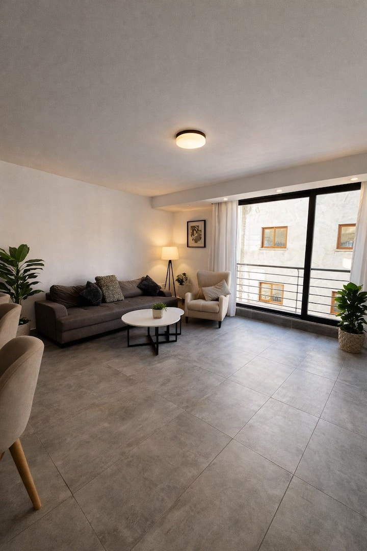 Modern 2 Bedroom Apartment With 5 Star Amenities - Kyrenia