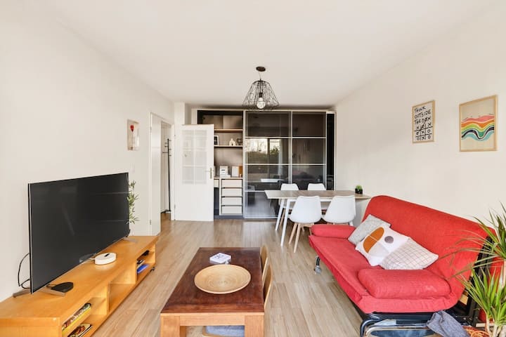 Charmant 2 Pièces Avec Terrasse Et Parking - Asnières-sur-Seine