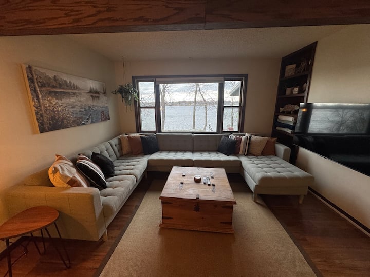 The Henry House - Alexandria, MN