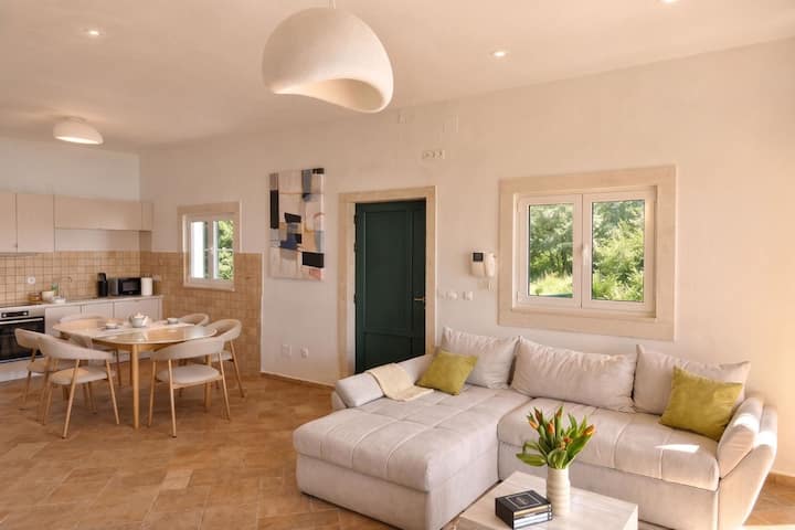 Living room 3
