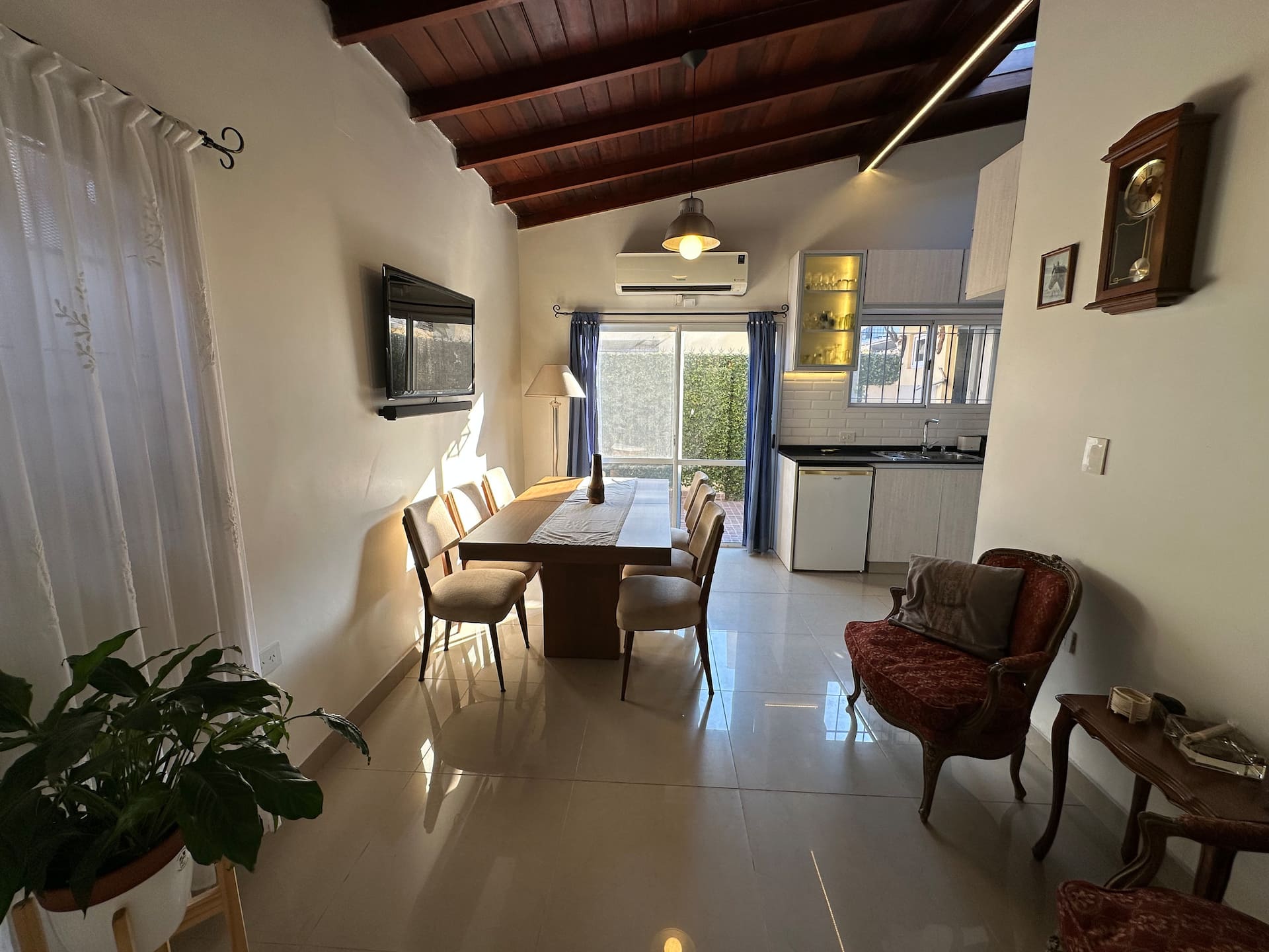 Studio apartment in Martínez