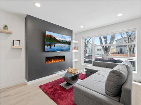 Popular Airbnb listing: Your Own Modern House in the Heart of Edmonton in Alberta Avenue
