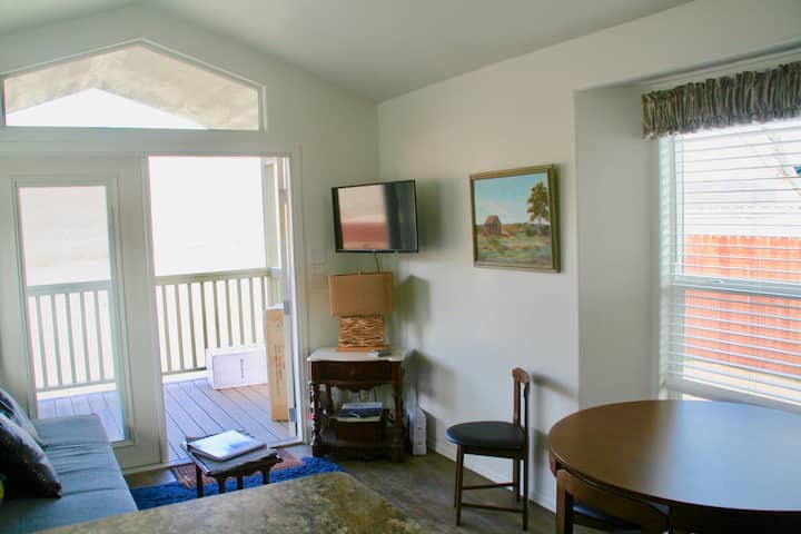 Mountains Majesty Cabin - Lone Pine, CA