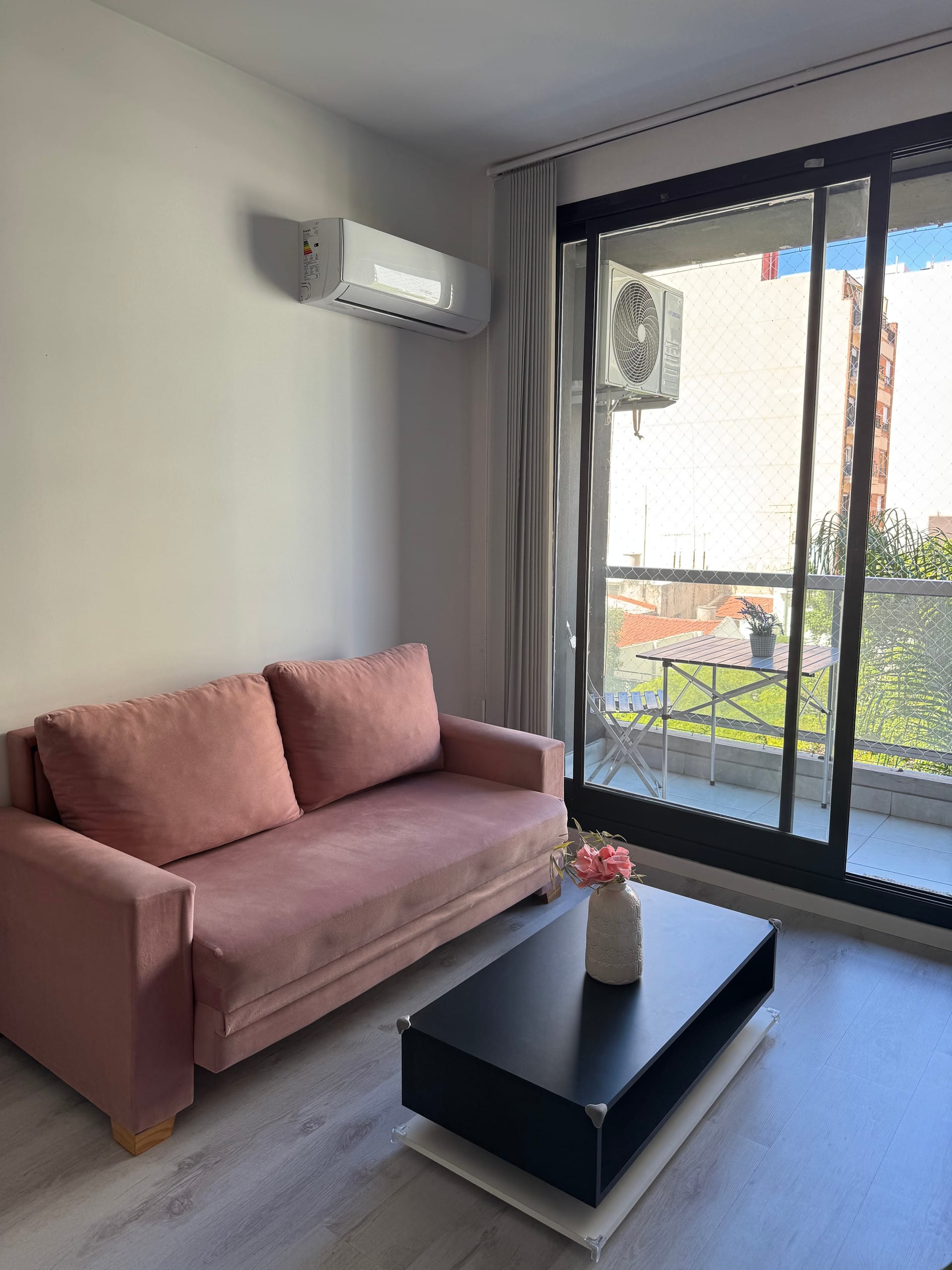 Apartamento de 1 dormitório em Almagro a 1 quadra do Hospital Italiano