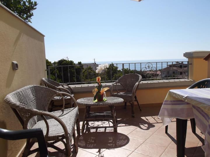 Delizioso Appartamento Con Patio Vista Mare - Dorgali