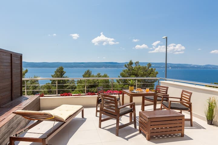 Villa Jolara With Heated Pool - Deluxe Apartment 4 - Brela