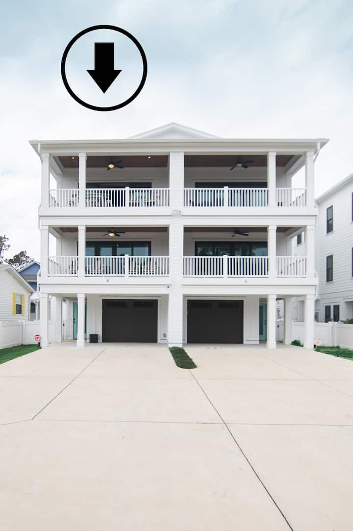 White Lotus A New Luxury Townhome With Elevator - Carolina Beach, NC