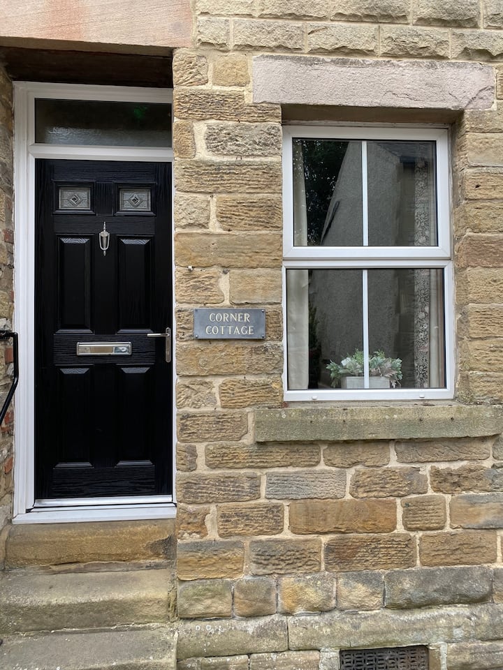 Corner Cottage, Tideswell - Hope Valley
