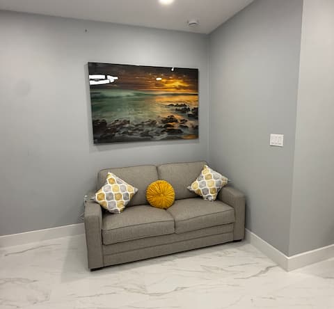Top Airbnb: Cozy Tiny Home Getaway in Euless