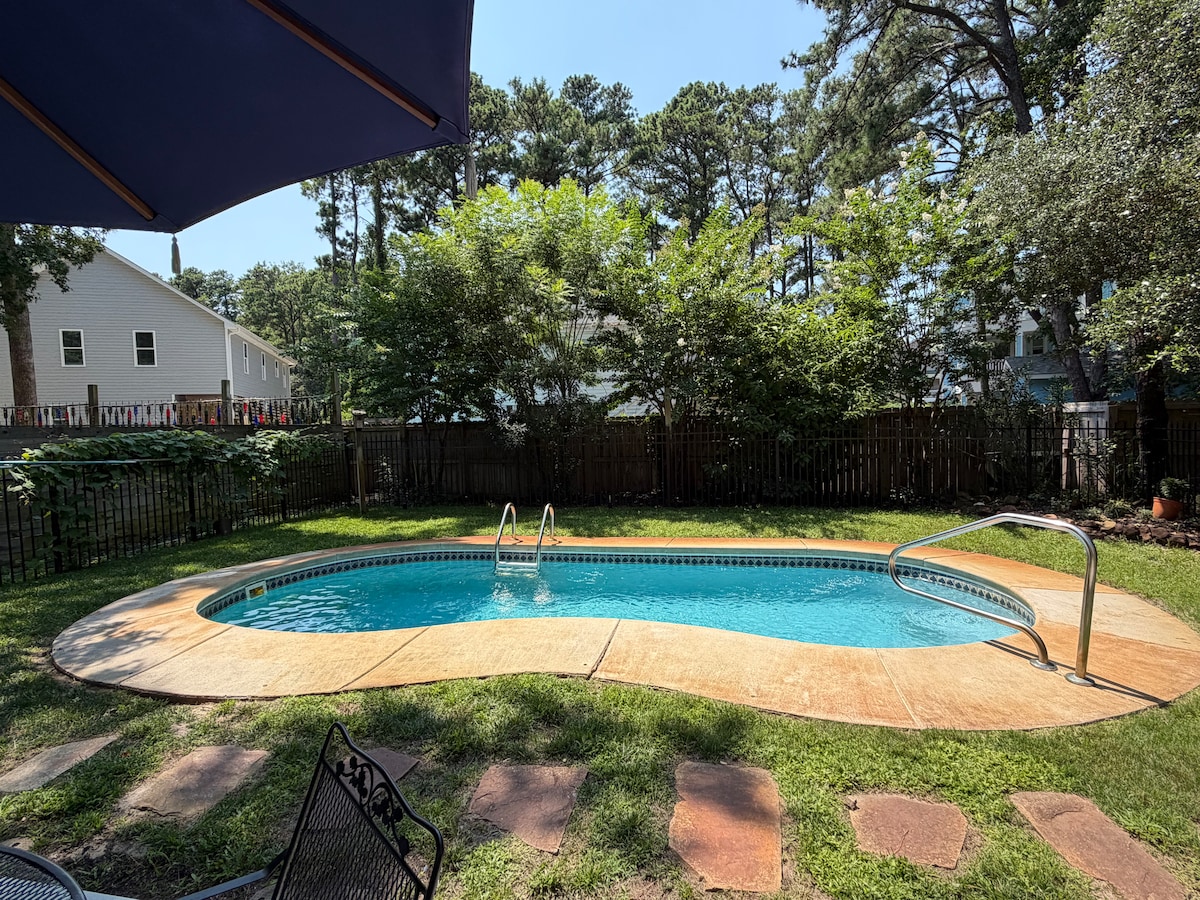 The Easy Tide
Family-Friendly Retreat with Pool