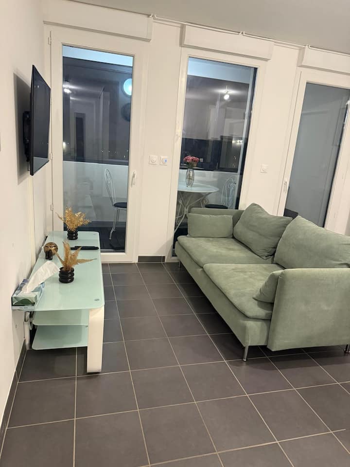 Le Cosy – Grand T2 55m² • Proche Gare • Disneyland - Torcy