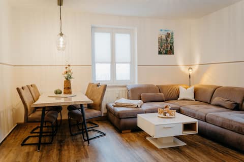 Leistungsstarkes Airbnb: Saxon Switzerland: Family Paradise + Parking in Sebnitz