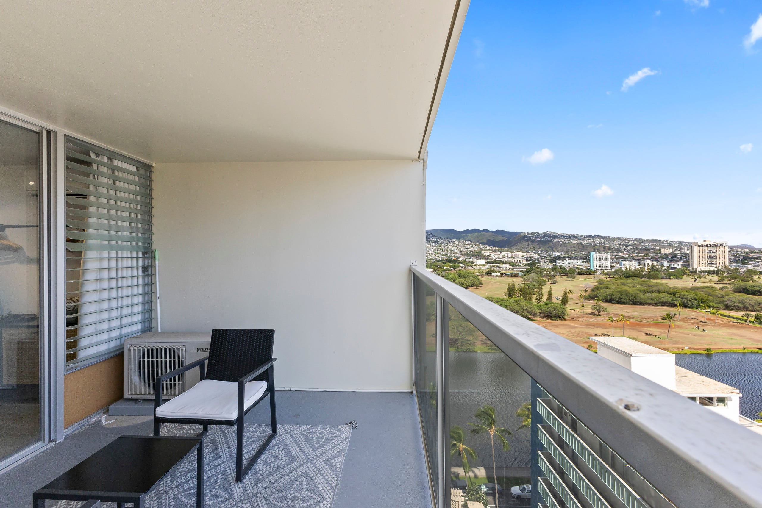 17FL - Waikiki Walkable - Upgraded King Studio - Image 30