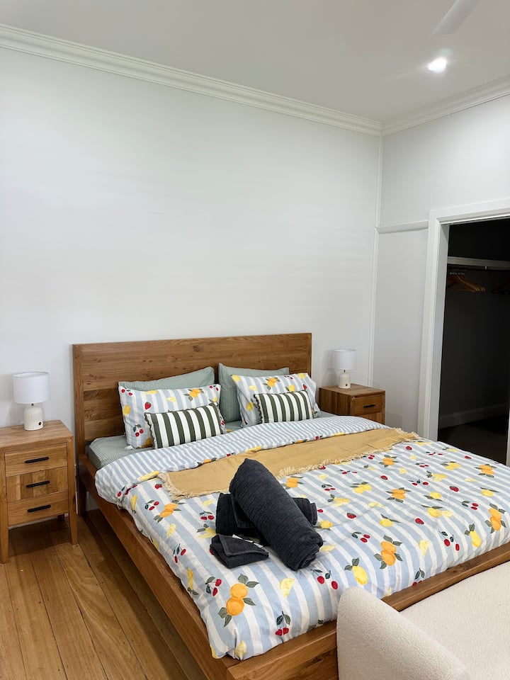 საძინებელი 1