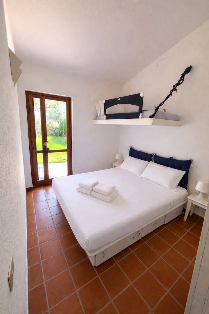 Villa Indipendente Con Giardino 200 Metri Dal Mare - Solanas