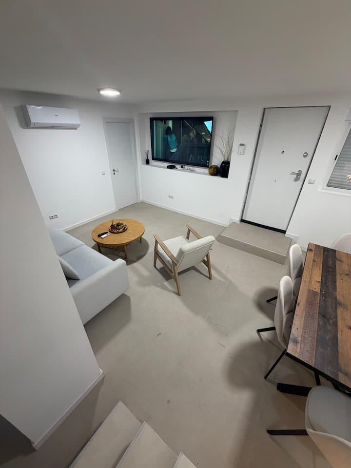 Apartamento De 4 Habitaciones - Pinto