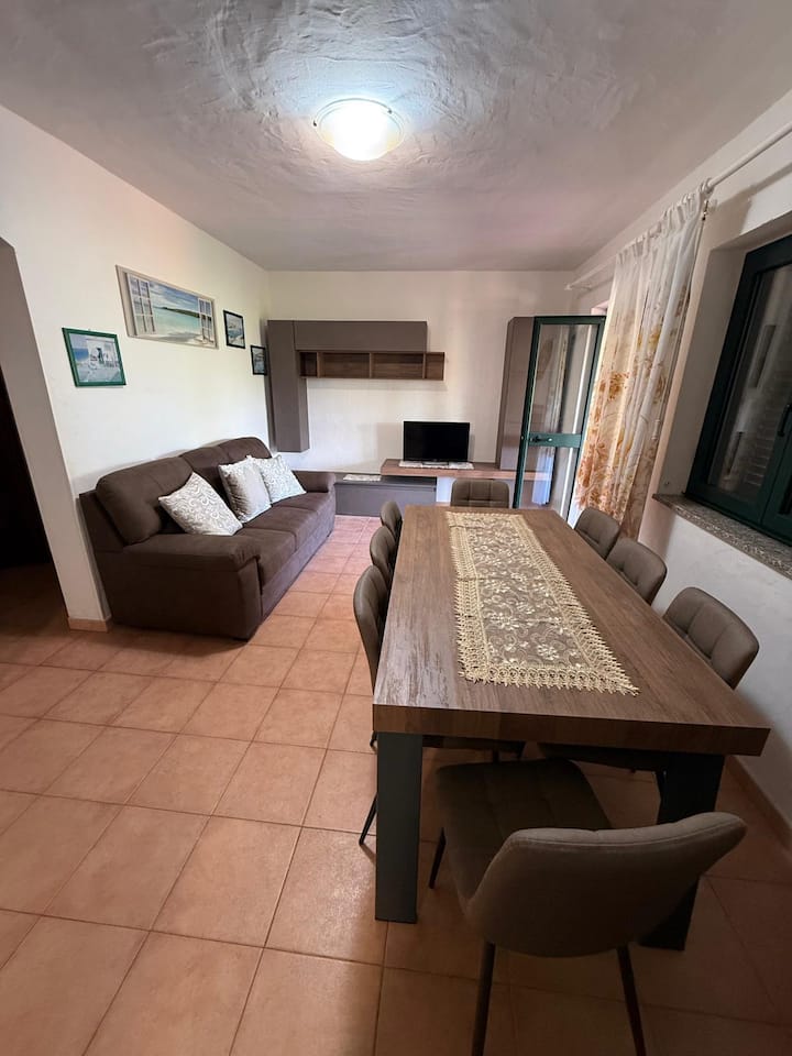 Villetta Con Ampio Giardino A Pochi Passi Dal Mare - Olbia