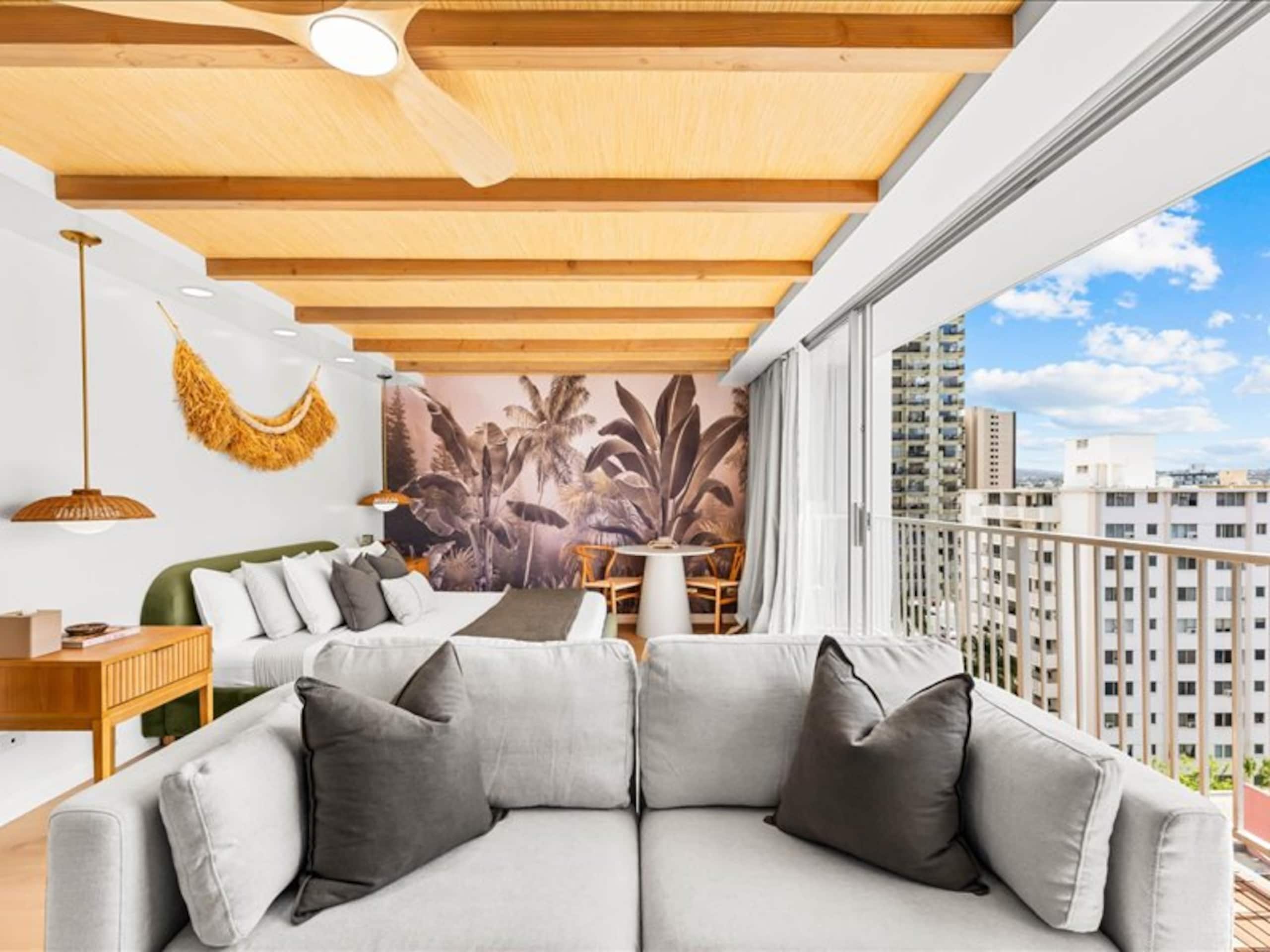 Rooftop Pool • Renovated • 3 Minutes Walk to Beach - Image 3
