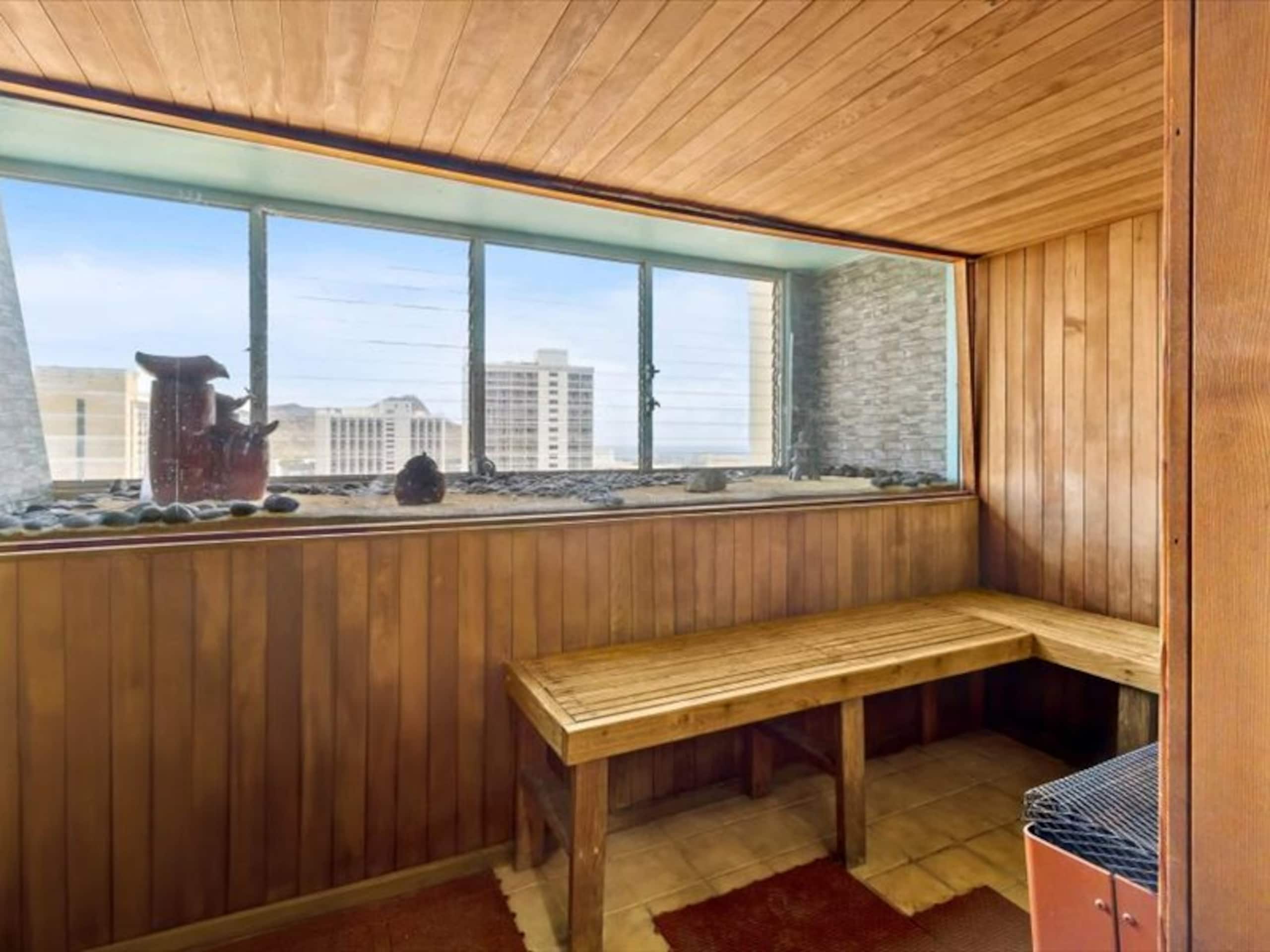 Rooftop Pool • Renovated • 3 Minutes Walk to Beach - Image 23