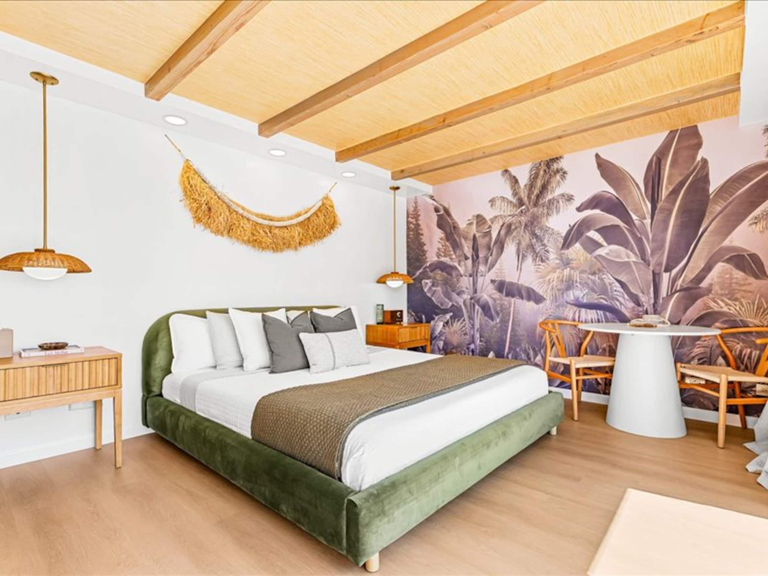 Rooftop Pool • Renovated • 3 Minutes Walk to Beach - Image 26