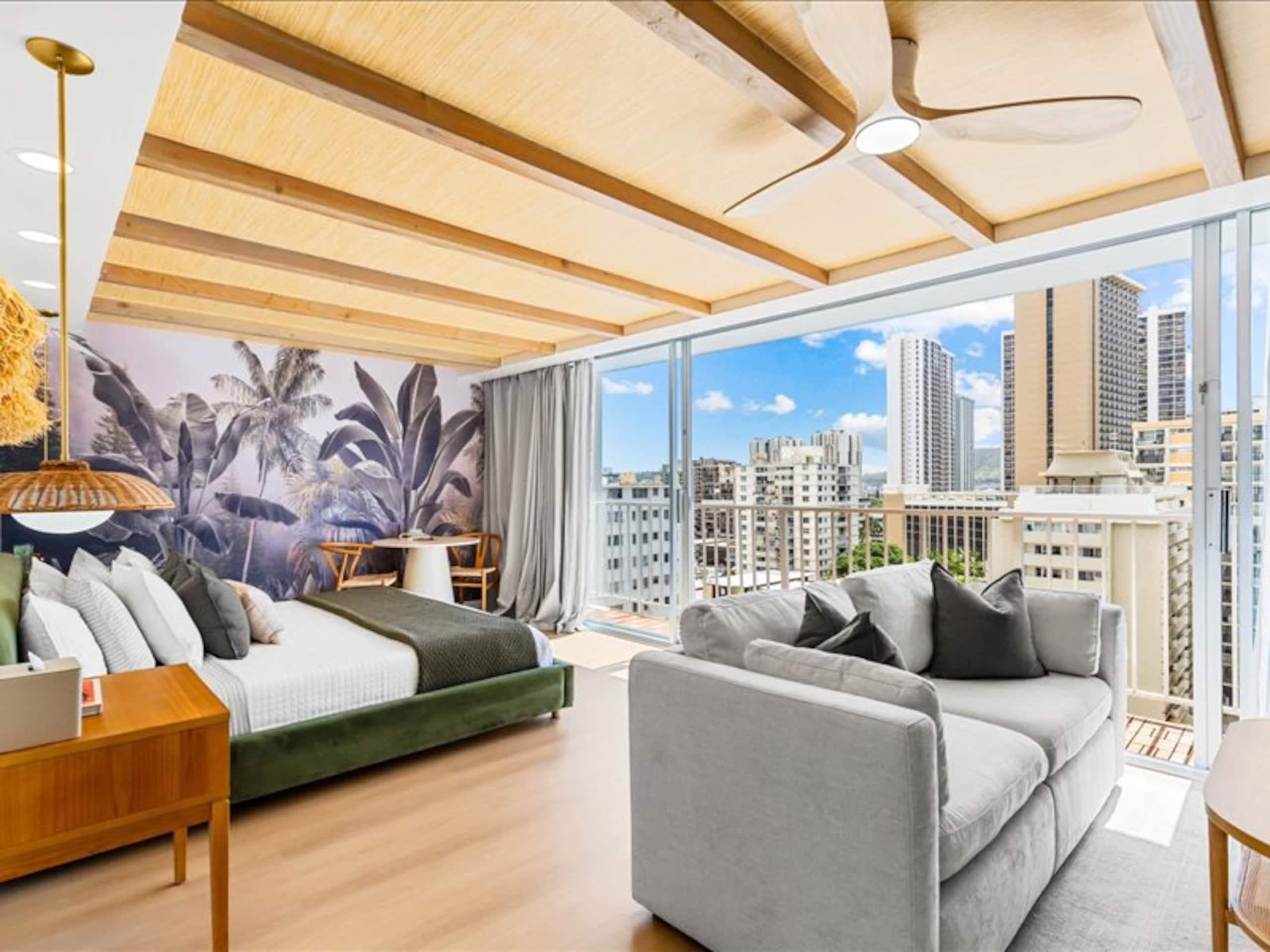 Rooftop Pool • Renovated • 3 Minutes Walk to Beach - Image 1