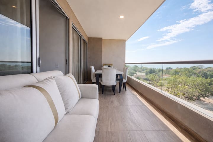 Espectacular Apartamento Frente Al Mar + Piscinas - Colombia