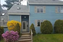 86 Village Way 3E