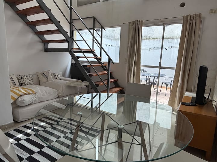 Duplex apartment with patio on the ground floor in Barracas