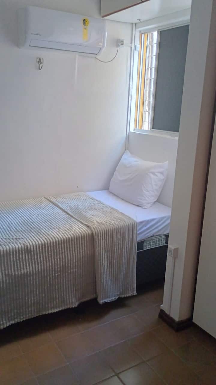 Apartamento Amplo Perto Das Melhores Atrações. - Maceió