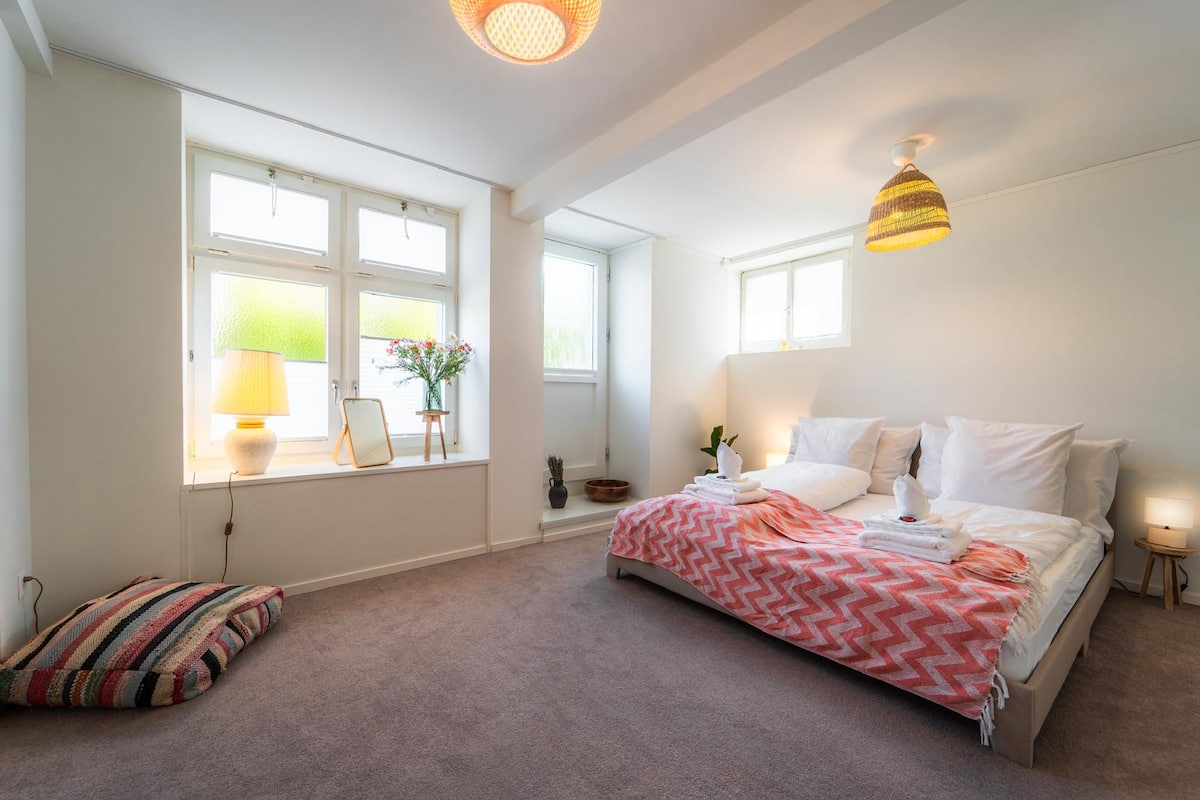 Weiteres großes Schlafzimmer