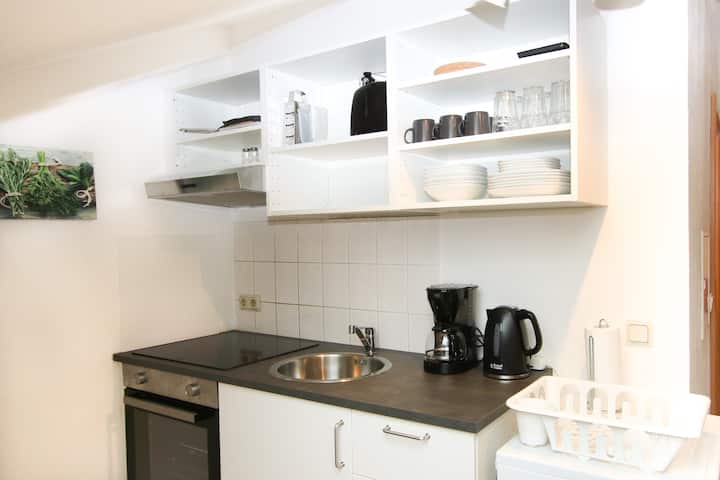 Mrliving | Helle Monteurwohnung | 3 P | Parkplatz - Giessen