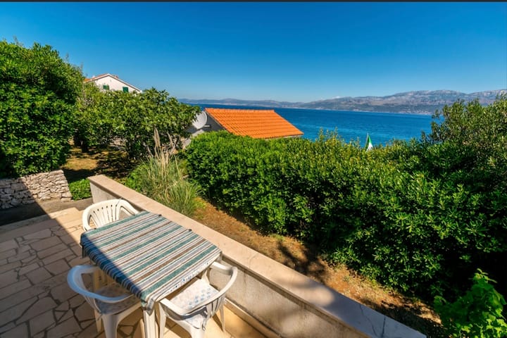 Donji Apartman - Postira