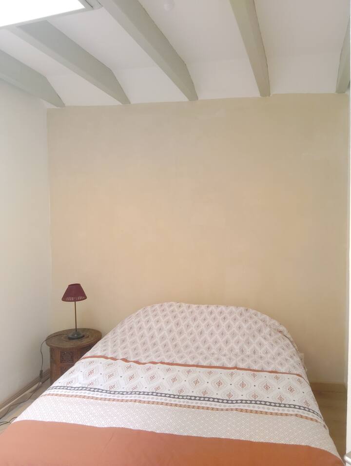 Chumba cha kulala 1