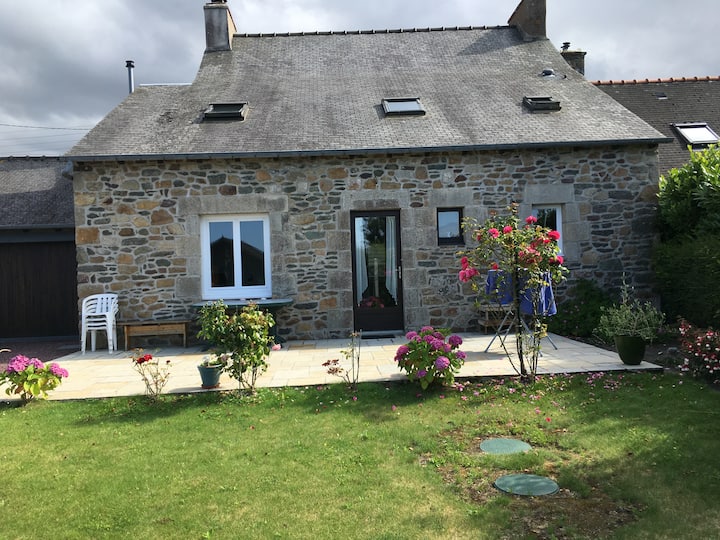 Maison En Pierres. - Ploubazlanec