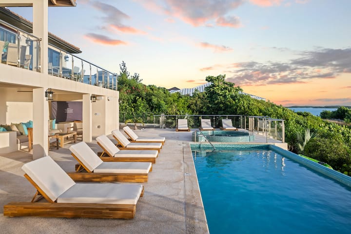 Alta Bella Villa 6 Bdr Oceanfront Nordic Spa - Islas Turcas y Caicos